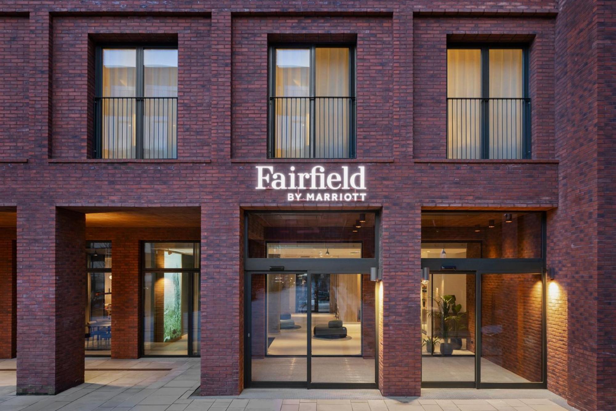 Отель Fairfield By Marriott Copenhagen Nordhavn Экстерьер фото
