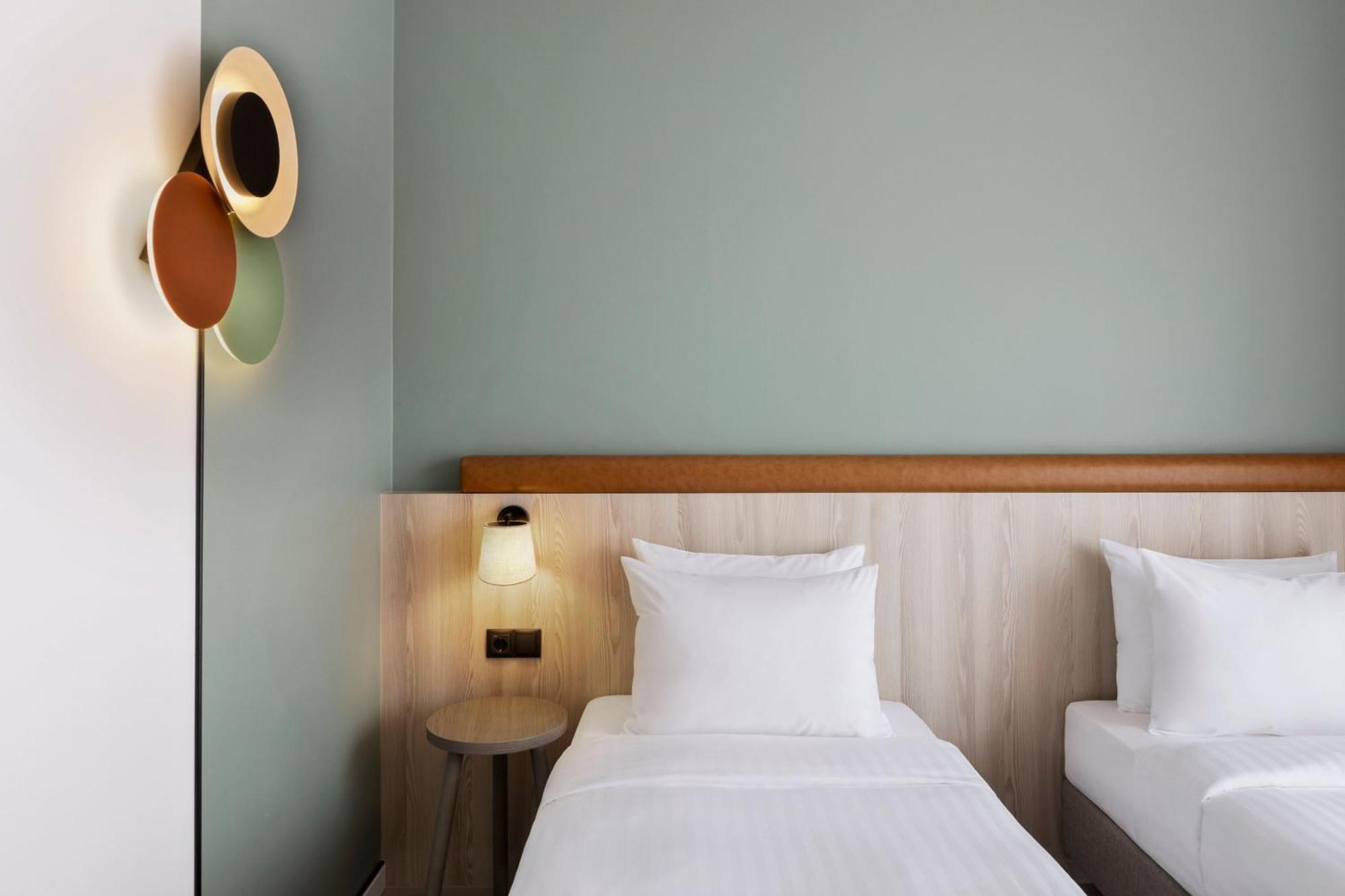 Отель Fairfield By Marriott Copenhagen Nordhavn Экстерьер фото